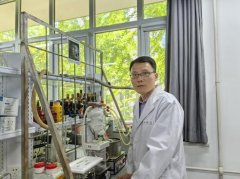 好似一位贴心...中华平易近族的酿酒文化连绵千